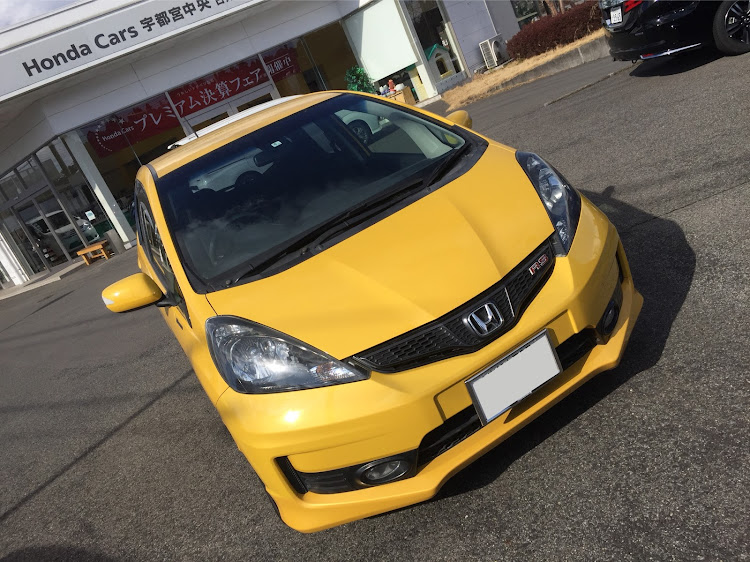 フィットの納車・フィットRS・ge8・これからいじります🔰・初投稿に関するカスタム事例の投稿画像1枚目