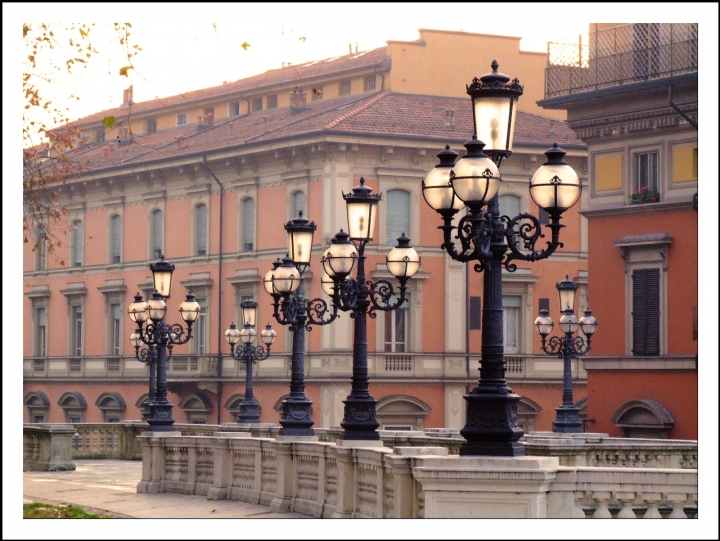 Sentirsi fuori ...... dentro la città di sforzial