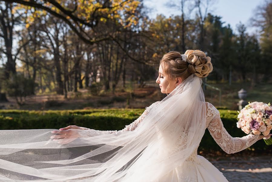 Esküvői fotós Yana Petrus (petrusphoto). Készítés ideje: 2019 december 2.