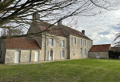 Maison avec piscine et terrasse 19