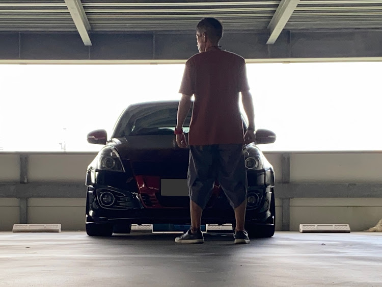スイフトスポーツのTeam 03'z・理性なんて置いてこい・閃光になりたいカピ・Born to Run・タイヤへのこだわりに関するカスタム事例の投稿画像12枚目