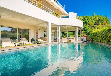 Apartment with terrace and pool 2