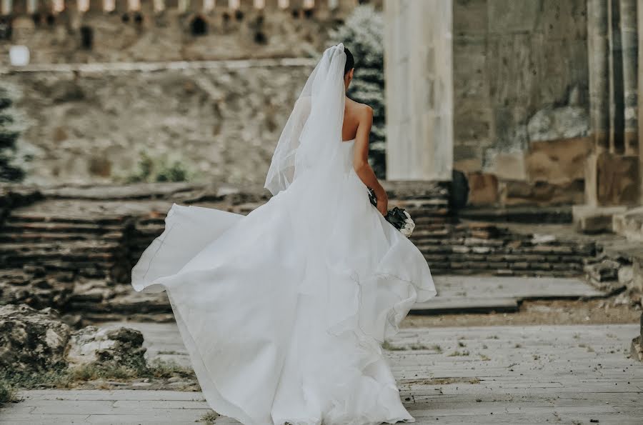 Wedding photographer Irakli Lapachi (lapachi). Photo of 14 February 2022