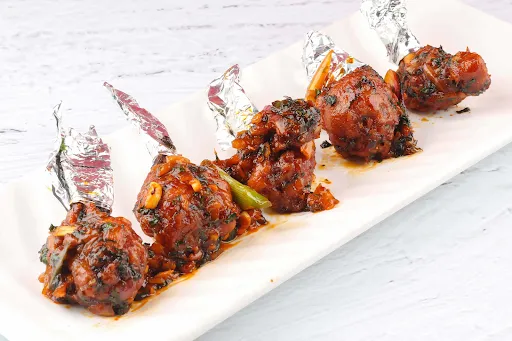 Chicken Lollipop With Sauce