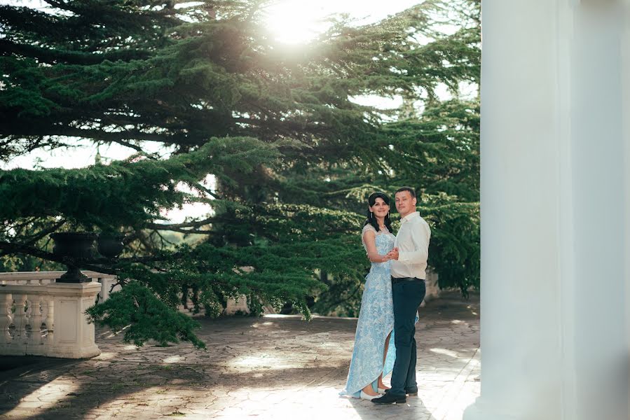 Fotógrafo de casamento Ekaterina Gibina (katiivladii). Foto de 25 de outubro 2022