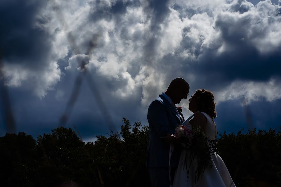 Fotografer pernikahan Carina Calis (carinacalis). Foto tanggal 20 September 2023
