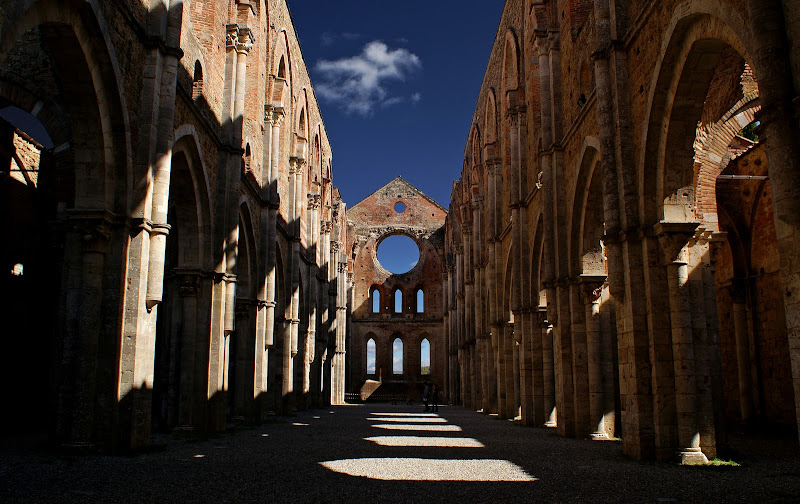  Giochi di luce a San Galgano di mariarosa-bc