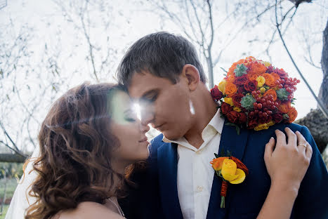 Fotógrafo de casamento Maxim Aksutin (aksutin). Foto de 4 de março 2016