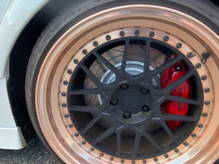 フェアレディZのスターロード・フェアレディZ・s30z・入鹿池に関するカスタム事例の投稿画像6枚目