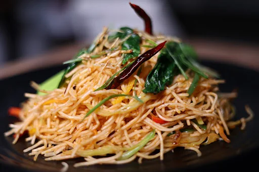 Veg Chilli Garlic Noodles