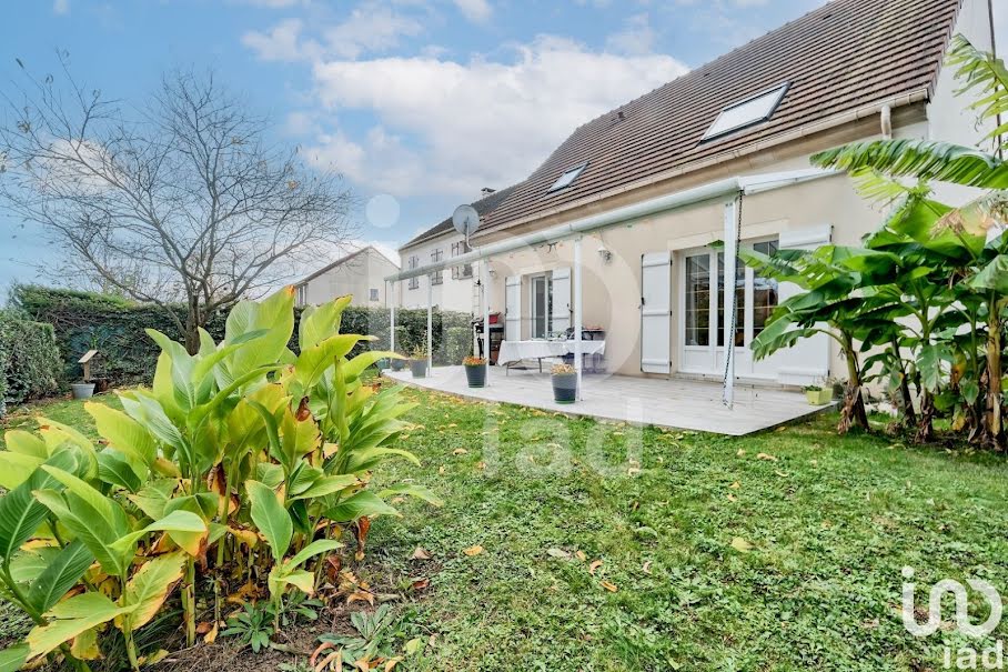 Vente maison 5 pièces 143 m² à Crégy-lès-Meaux (77124), 396 000 €