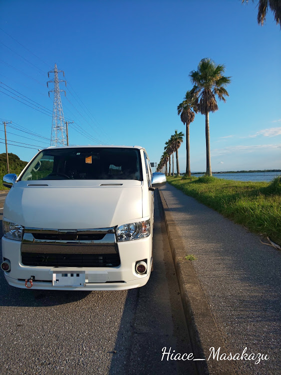 ハイエースバンの千葉フォルニア🌴に関するカスタム事例の投稿画像1枚目