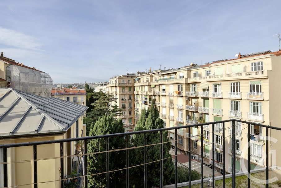 Vente appartement 2 pièces 58.04 m² à Nice (06000), 450 000 €