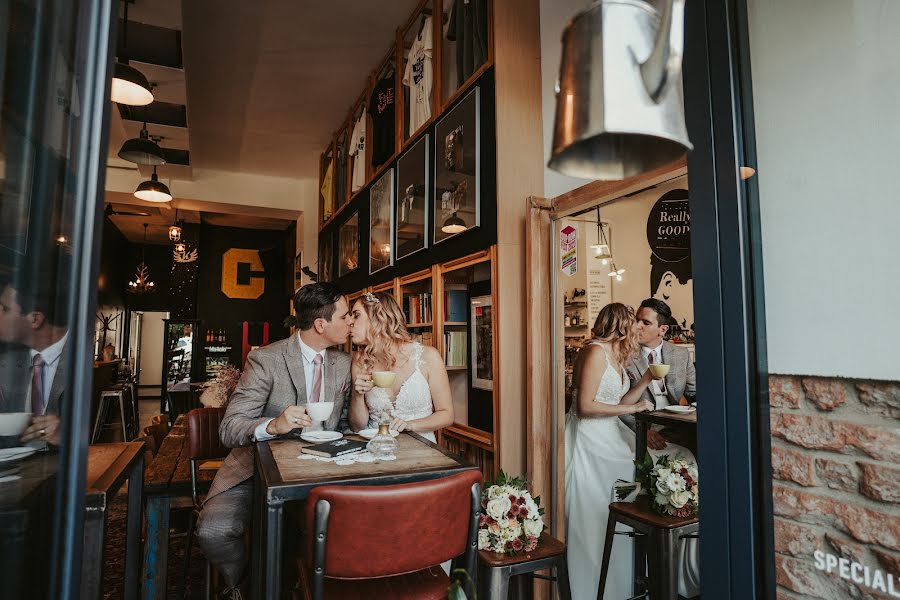 Fotografo di matrimoni Tamás Somornai (somornaitamas). Foto del 19 settembre 2023