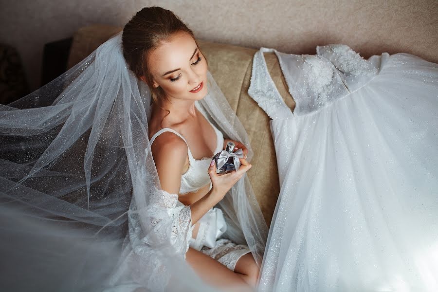 Fotografo di matrimoni Tatyana Tatarin (ozzzi). Foto del 10 febbraio 2020