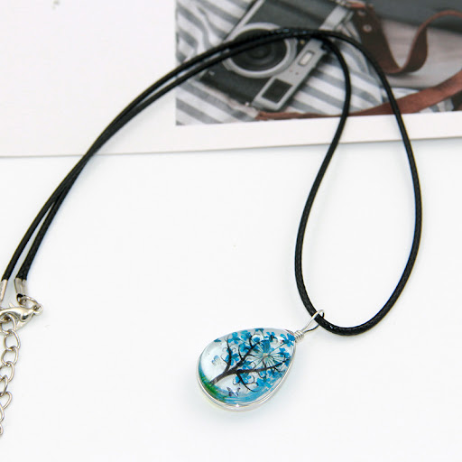 Title 9, Handmade Lucky Tree Necklace Four-leaf Clover D...
