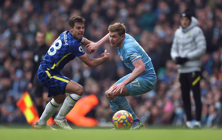 Chelsea's Cesar Azpilicueta in action with Manchester City's Kevin De Bruyne