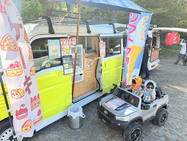 ノアの高雄MT・エアサスのある生活・新型ノア・ワークホイール・MEISTER S1 3PIECEに関するカスタム事例の投稿画像2枚目