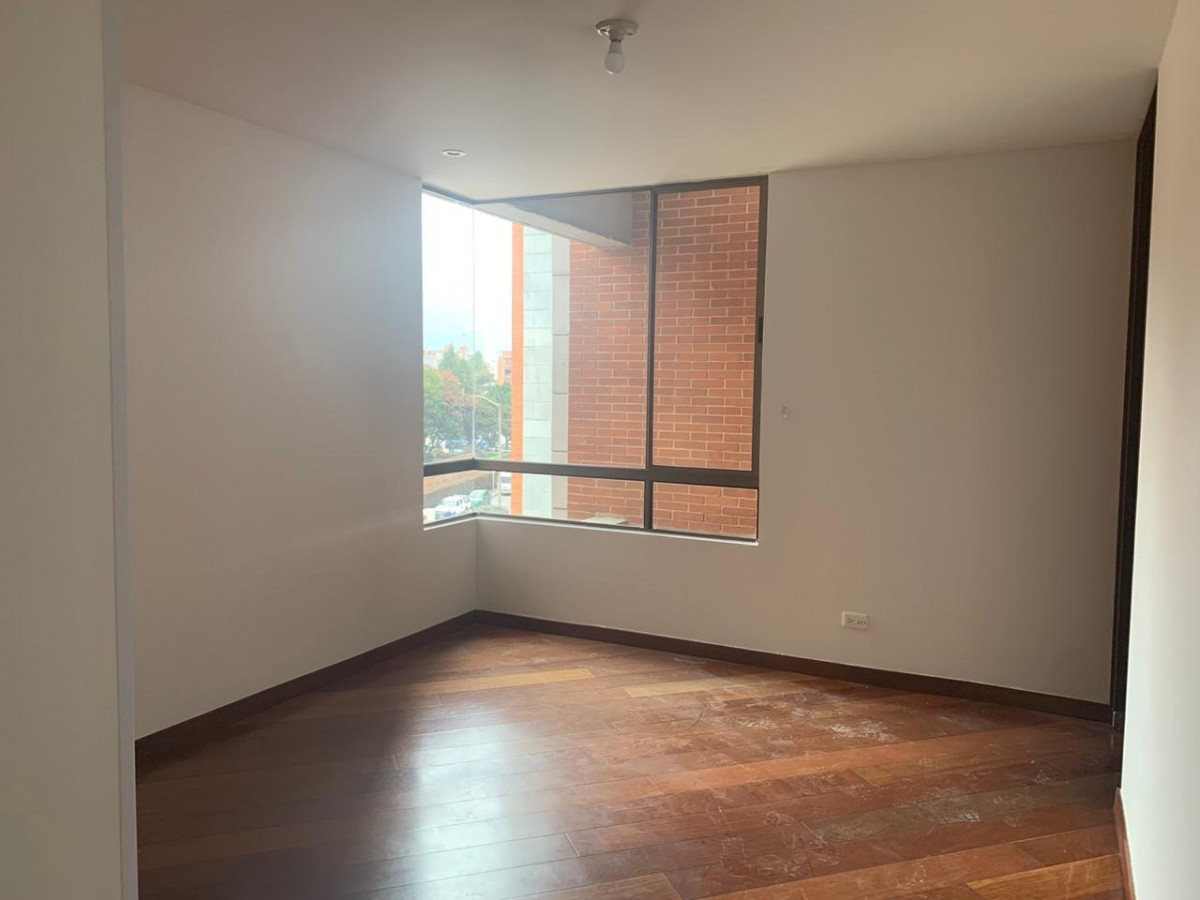 Apartamento En Venta - La Carolina, Bogota