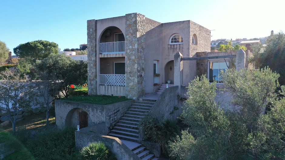 Vente villa 4 pièces 150 m² à L'Ile-Rousse (20220), 1 700 000 €