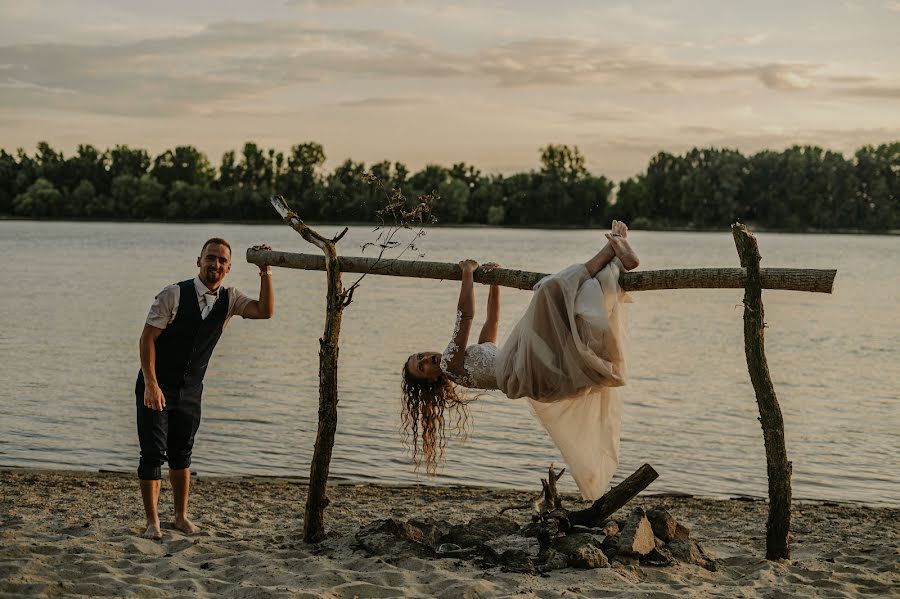 Fotógrafo de bodas Gábor Badics (badics). Foto del 13 de julio 2022