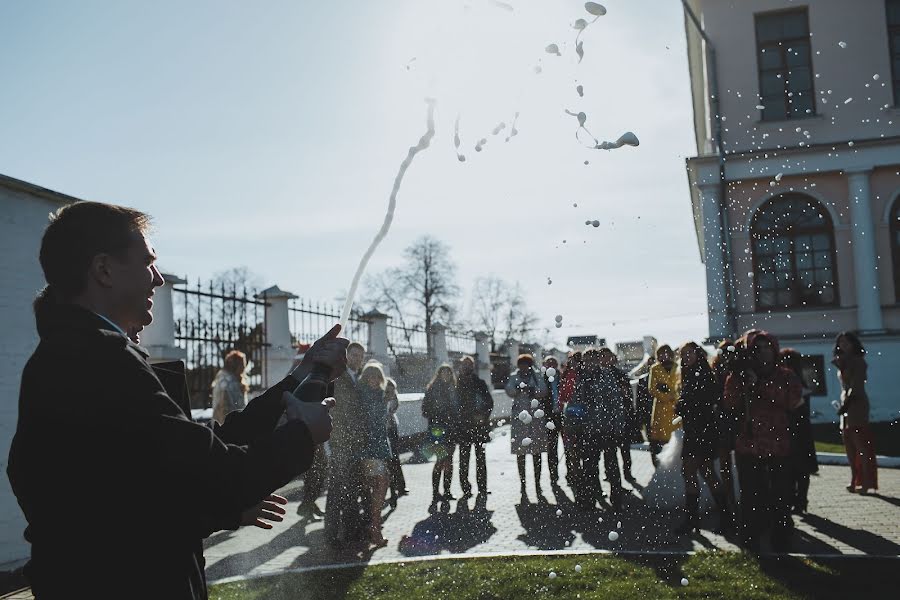 Svatební fotograf Vera Smirnova (verasmirnova). Fotografie z 21.dubna 2013