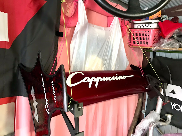 カプチーノのBABY -_- SUPERCAR☆・山本改・塗装・グラインダータトゥー準備・オールジャンルミーティング案内に関するカスタム事例の投稿画像7枚目