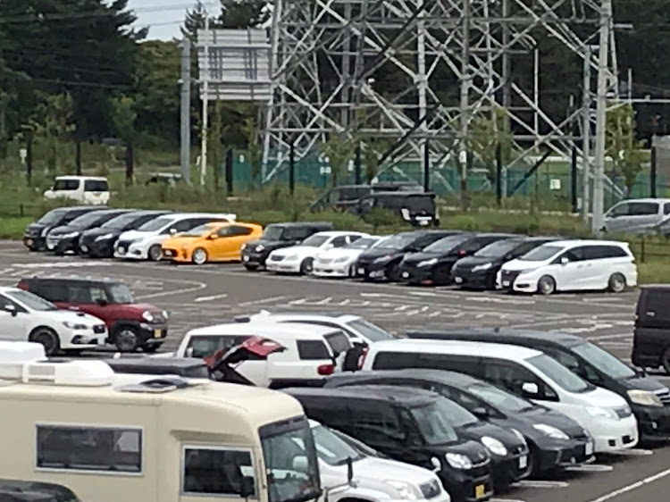 クラウンロイヤルのドライブ・オフ会・車好きの集まり・休日の過ごし方に関するカスタム事例の投稿画像2枚目