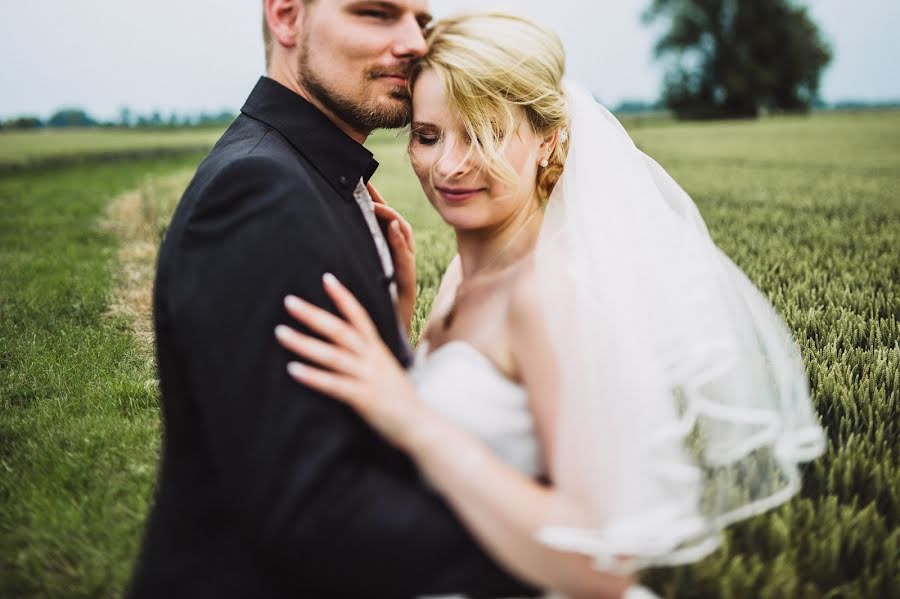 Fotógrafo de bodas Nils Hasenau (whitemeetsblack). Foto del 6 de julio 2016