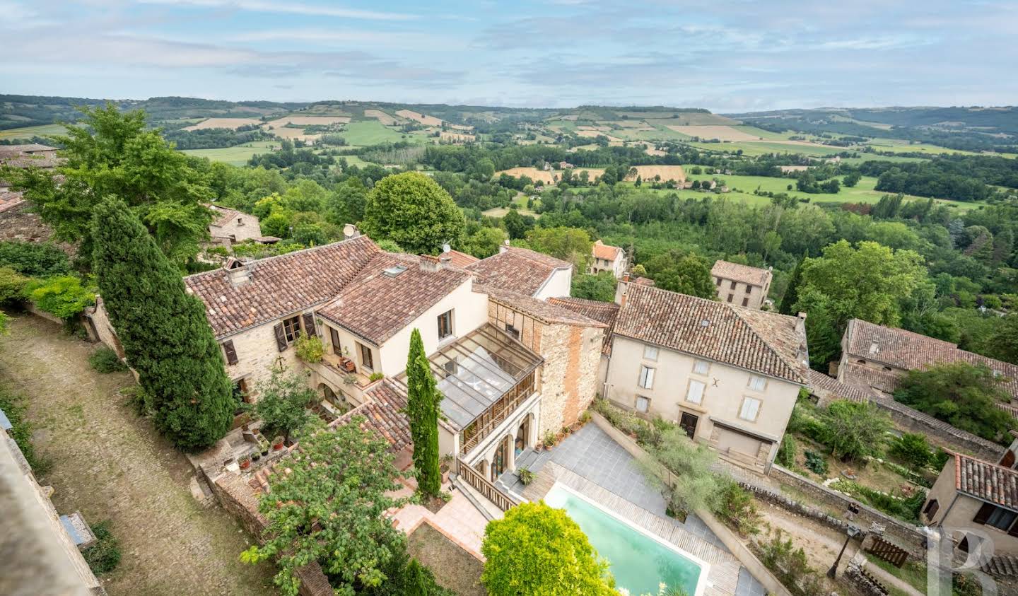 House with pool Cordes-sur-Ciel