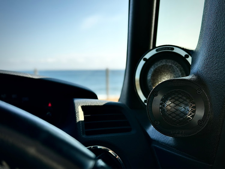 Nボックスカスタムのカーオーディオ・HELIX P-SIX DSP MKⅡ・focal Utopia Mに関するカスタム事例の投稿画像1枚目