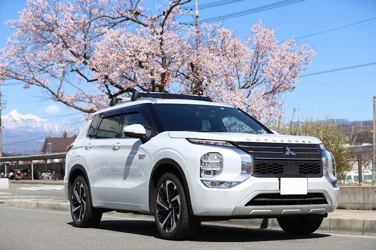 アウトランダーPHEVの三菱自動車・アウトランダー・アウトランダーPHEV・新型アウトランダーPHEV・GN0Wに関するカスタム事例の投稿画像14枚目