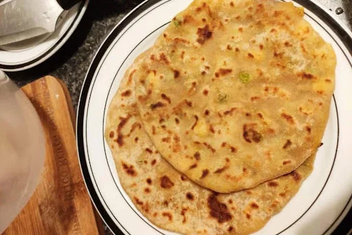 Aloo Pyaaz Paratha