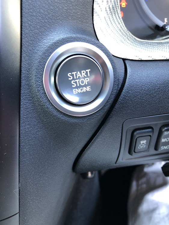 IS FのLC500プッシュスイッチ移植・DIYに関するカスタム事例の投稿画像4枚目