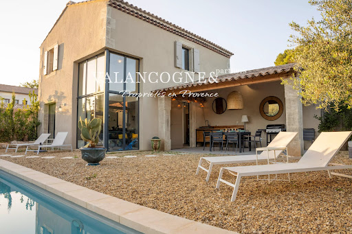 Property with pool 5