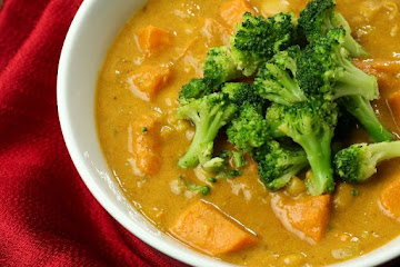 Sweet Potato and White Bean Curry Soup with Roasted Broccoli