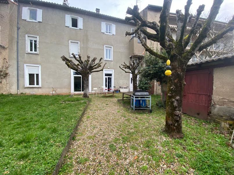 Location  appartement 3 pièces 107 m² à Castres (81100), 880 €