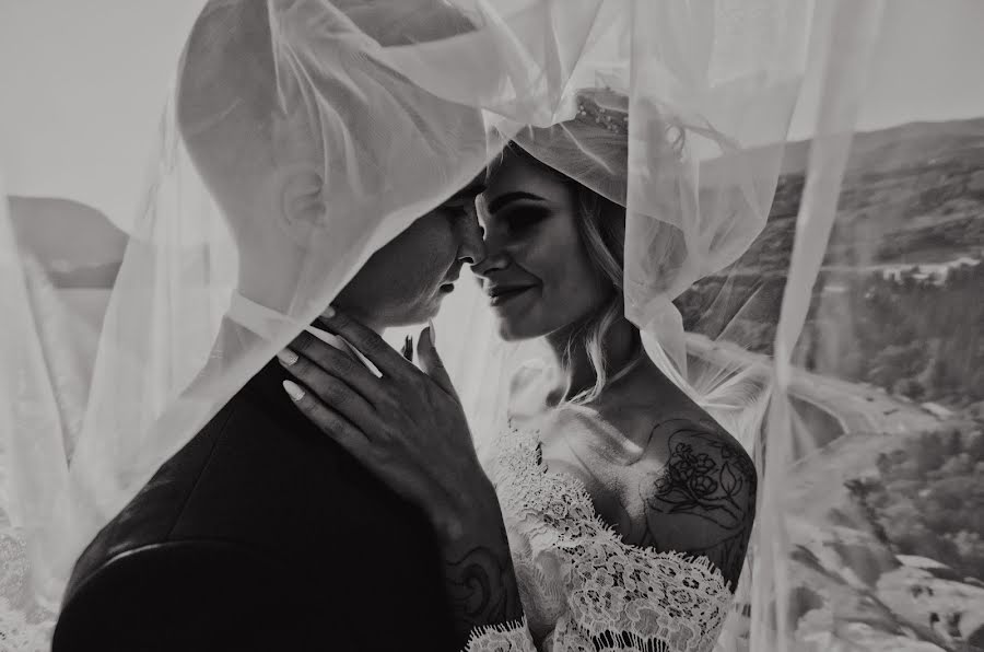 Wedding photographer Sofya Denisyuk (chilistudio). Photo of 5 December 2018