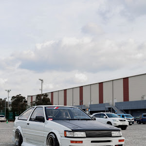 カローラレビン AE86