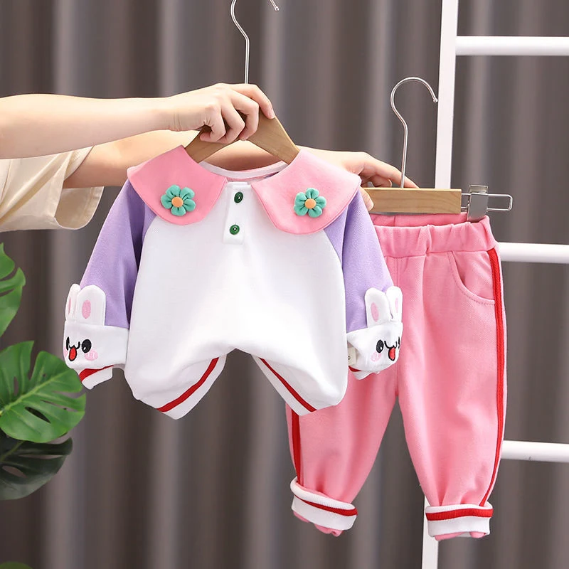 Western stijl herfst baby meisjes kleding Tweedelige set voor kinderen. Herfstkleding voor baby's. Comfortabel en modieus voor de kleintjes.