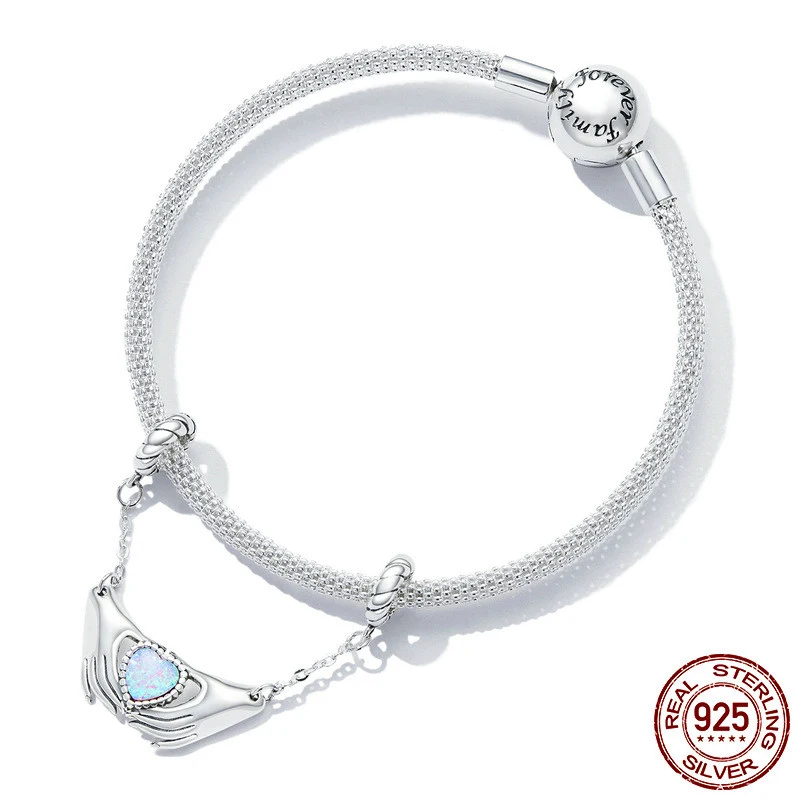 Accessoires de charme DIY en forme de cœur pour le soin des mains Créez des bijoux personnalisés pour sublimer vos mains et apporter une touche d'originalité.