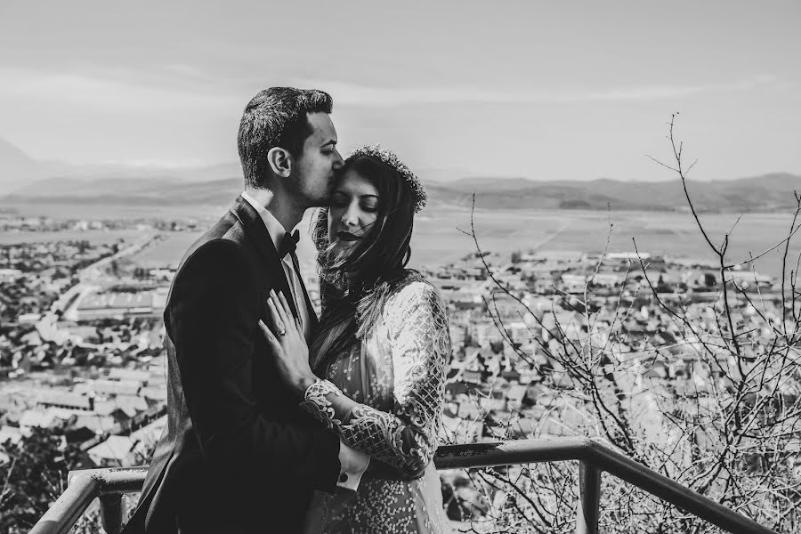 Bryllupsfotograf George Ungureanu (georgeungureanu). Foto fra april 20 2019