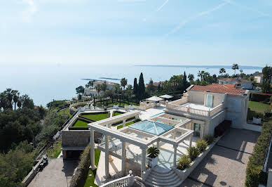 Seaside villa with pool 2