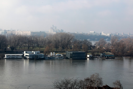 Danas promenljivo vreme, povremeno s kišom