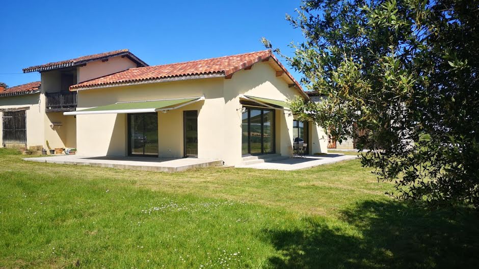 Vente maison 7 pièces 150 m² à Mirande (32300), 365 000 €