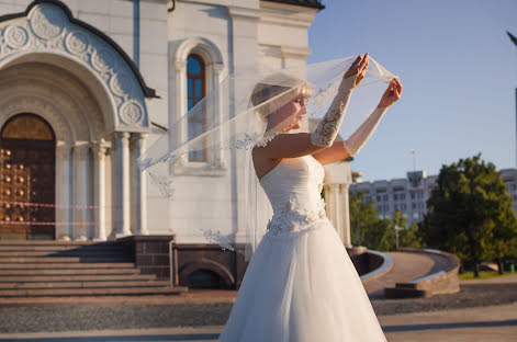 Fotógrafo de casamento Nadezhda Biryukova (bir22). Foto de 4 de agosto 2016