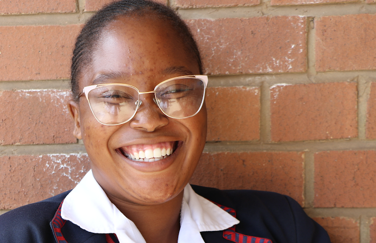 Mbalentle Mabangula, 17, of Khumbulani High School