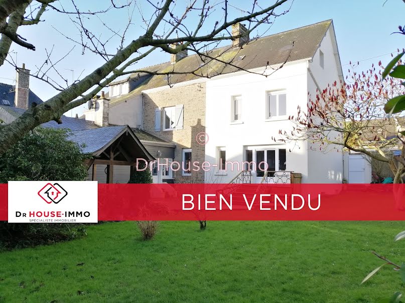 Vente maison 10 pièces 236 m² à Gorron (53120), 187 020 €