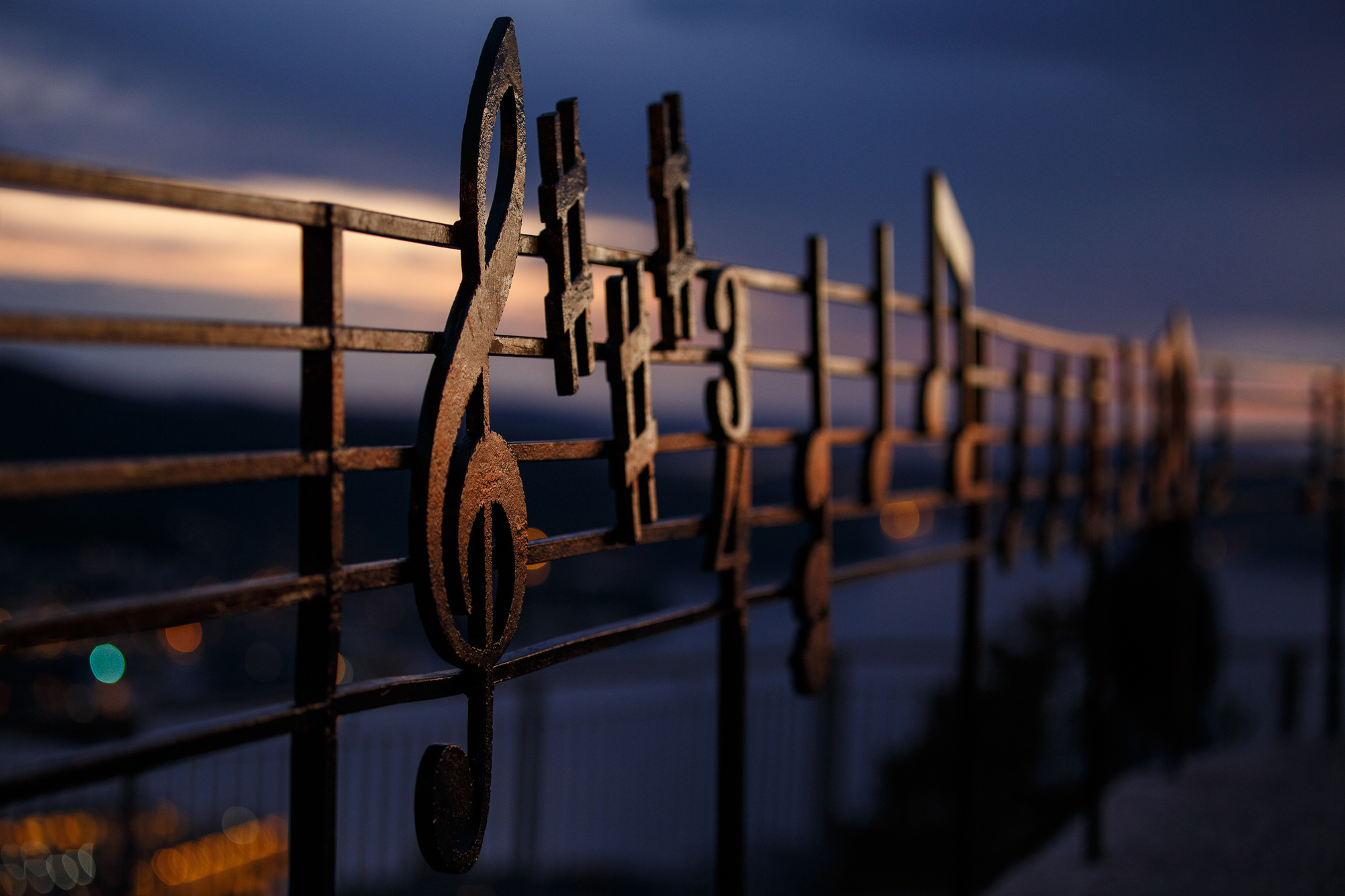 Musical iron fence di Tindara
