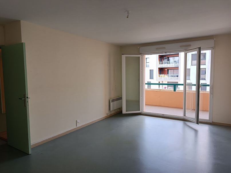 Vente appartement 3 pièces 65.79 m² à Dax (40100), 160 000 €